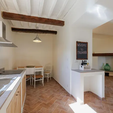 Fattoria Pagnana & Pool Farm stay *